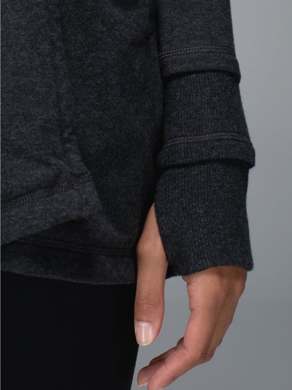 Lululemon Gratitude Wrap in Black Size 8 - Picture 5 of 10